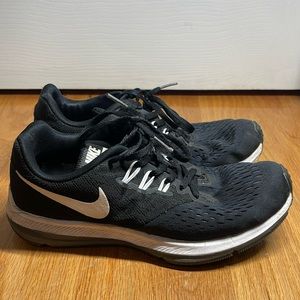 Nike Sneakers Zoom Winflo 4